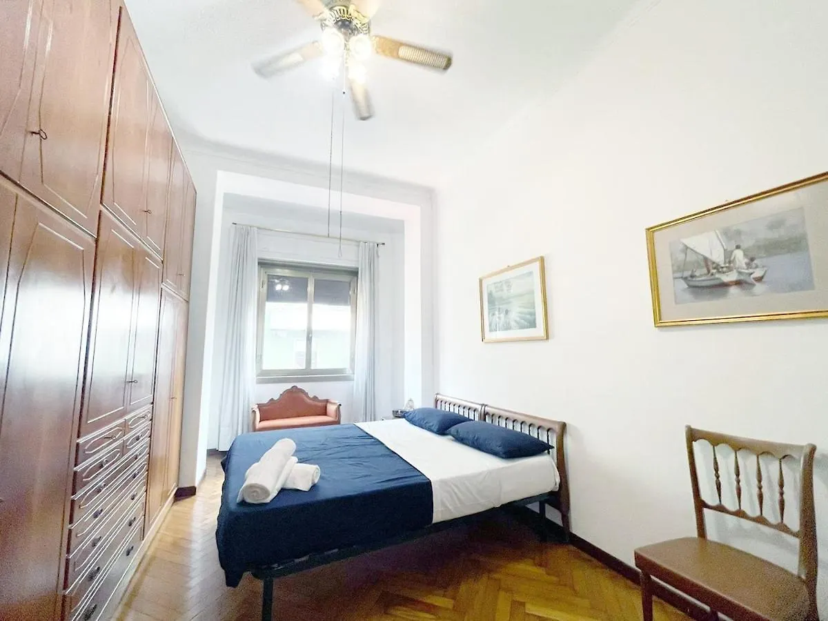Grand Apartments Corner 32 Milan Italy